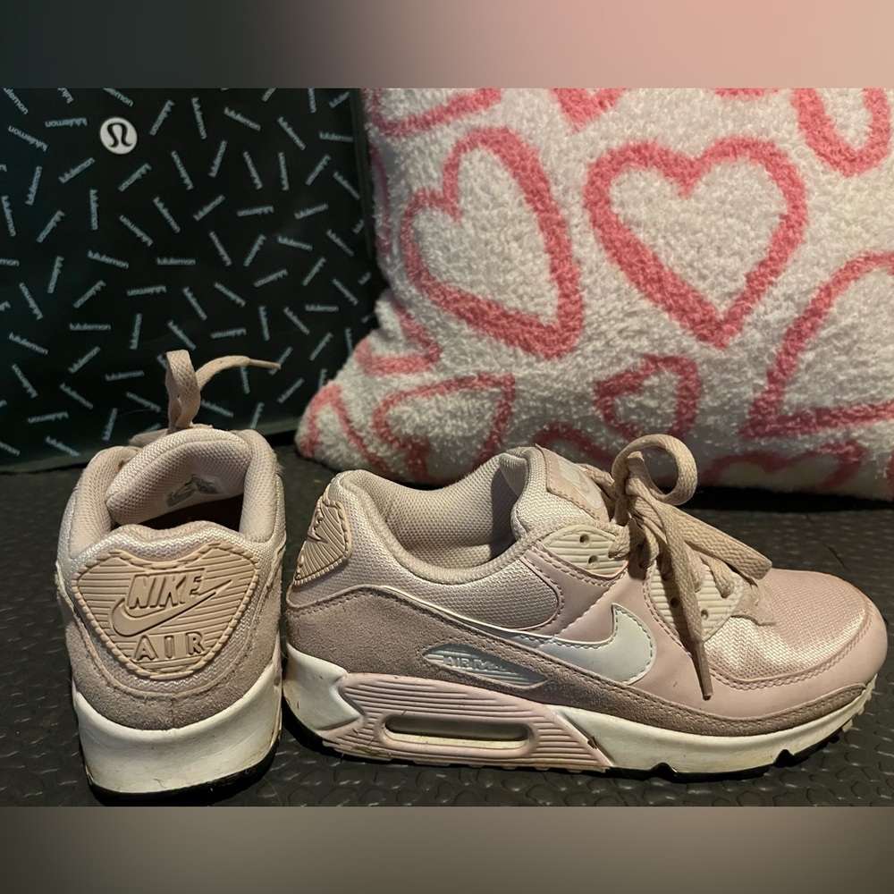 Nike women’s air max 90 rose pink size 7 like new womens